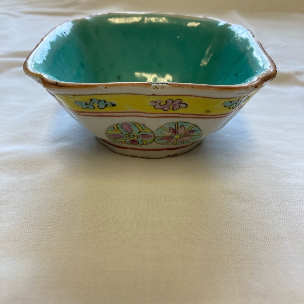 Vintage Chinese Rice Bowl